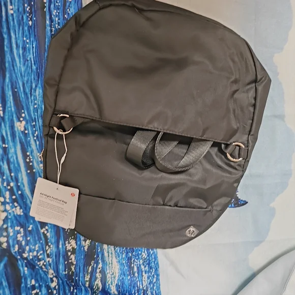 Lululemon All Night Festival Bag 5L silver - Picture 4 of 6